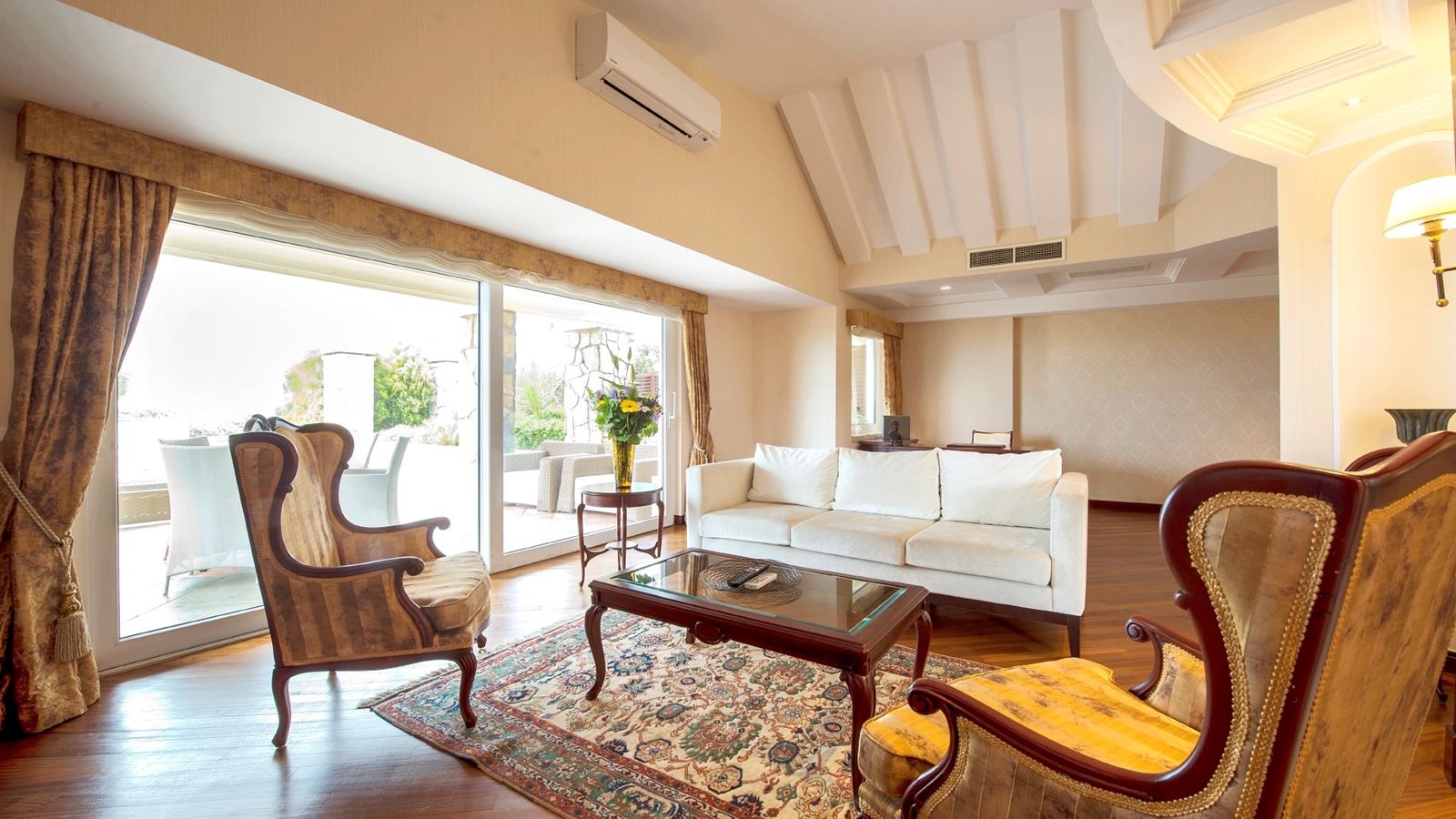 rooms-suite-superior-sea-side-sui1