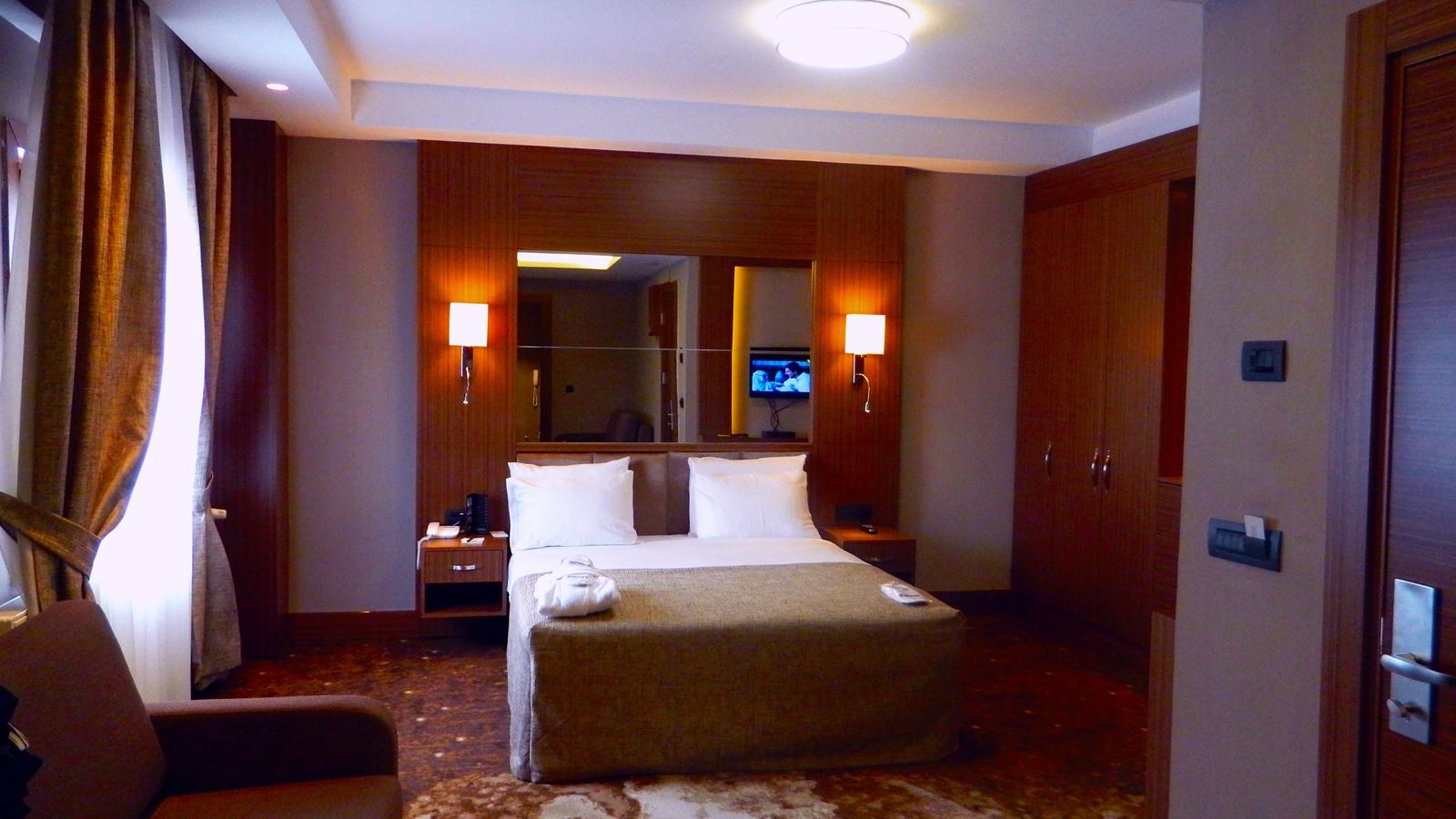 rooms-executive-french-oda