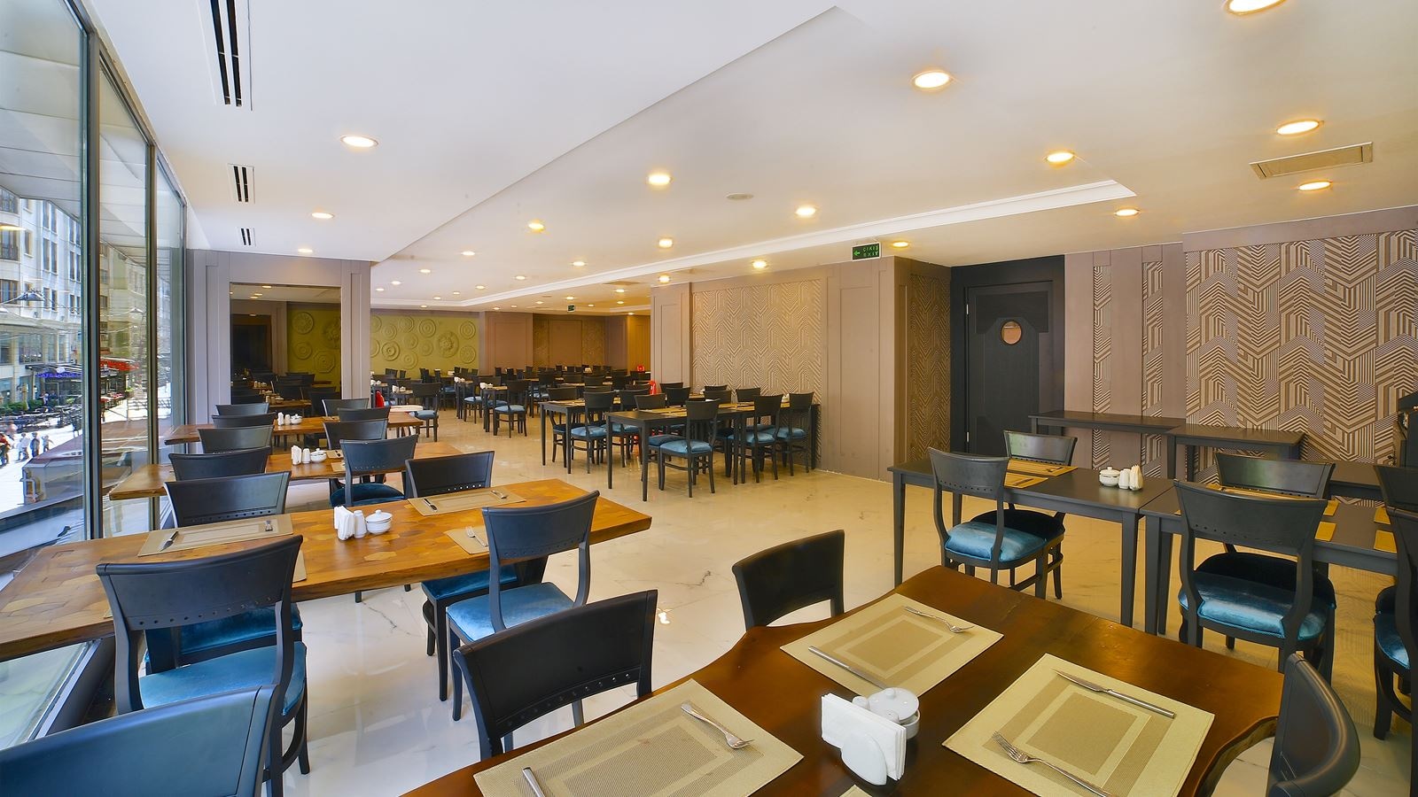 restaurants-restaurants