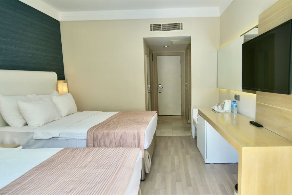 rooms-standart-landview-room