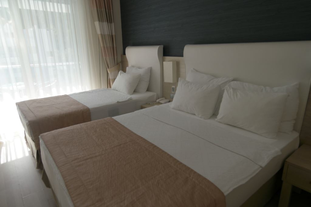 rooms-standart-landview-room