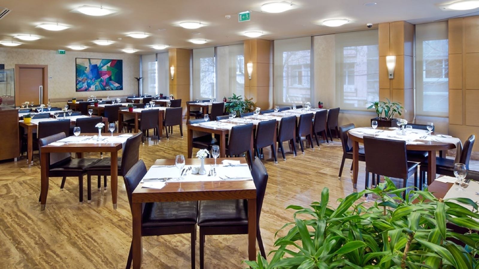 restaurants-restaurants