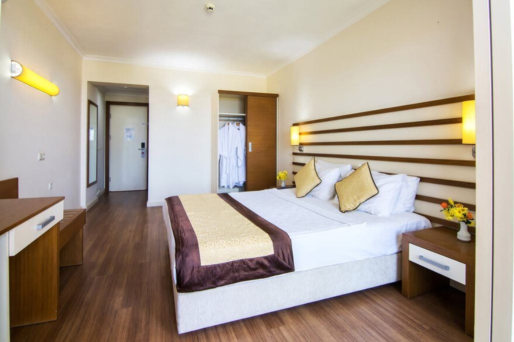 rooms-economy-room
