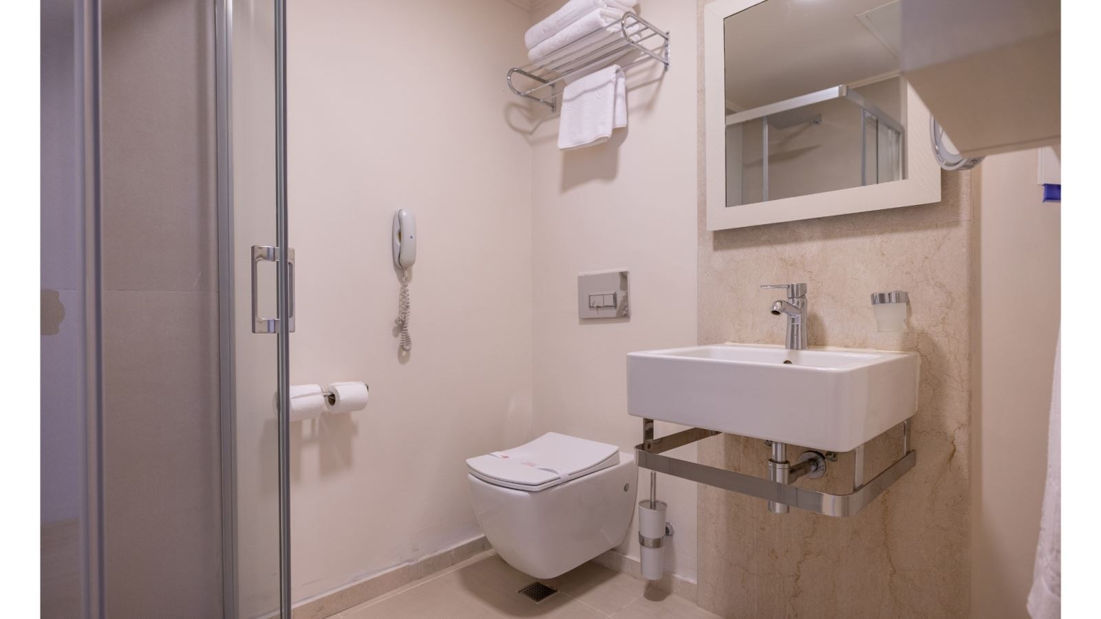 rooms-superior-marina-room