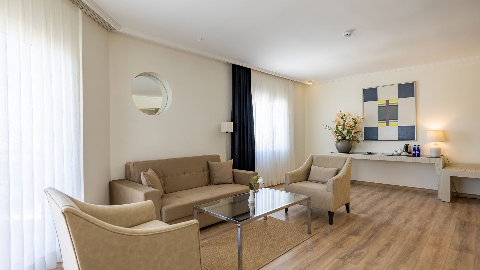 rooms-grand-suite-marina