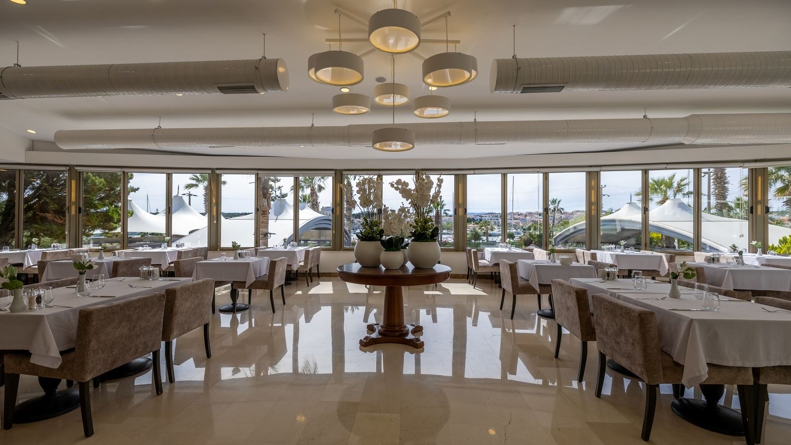 restaurants-main-restaurant