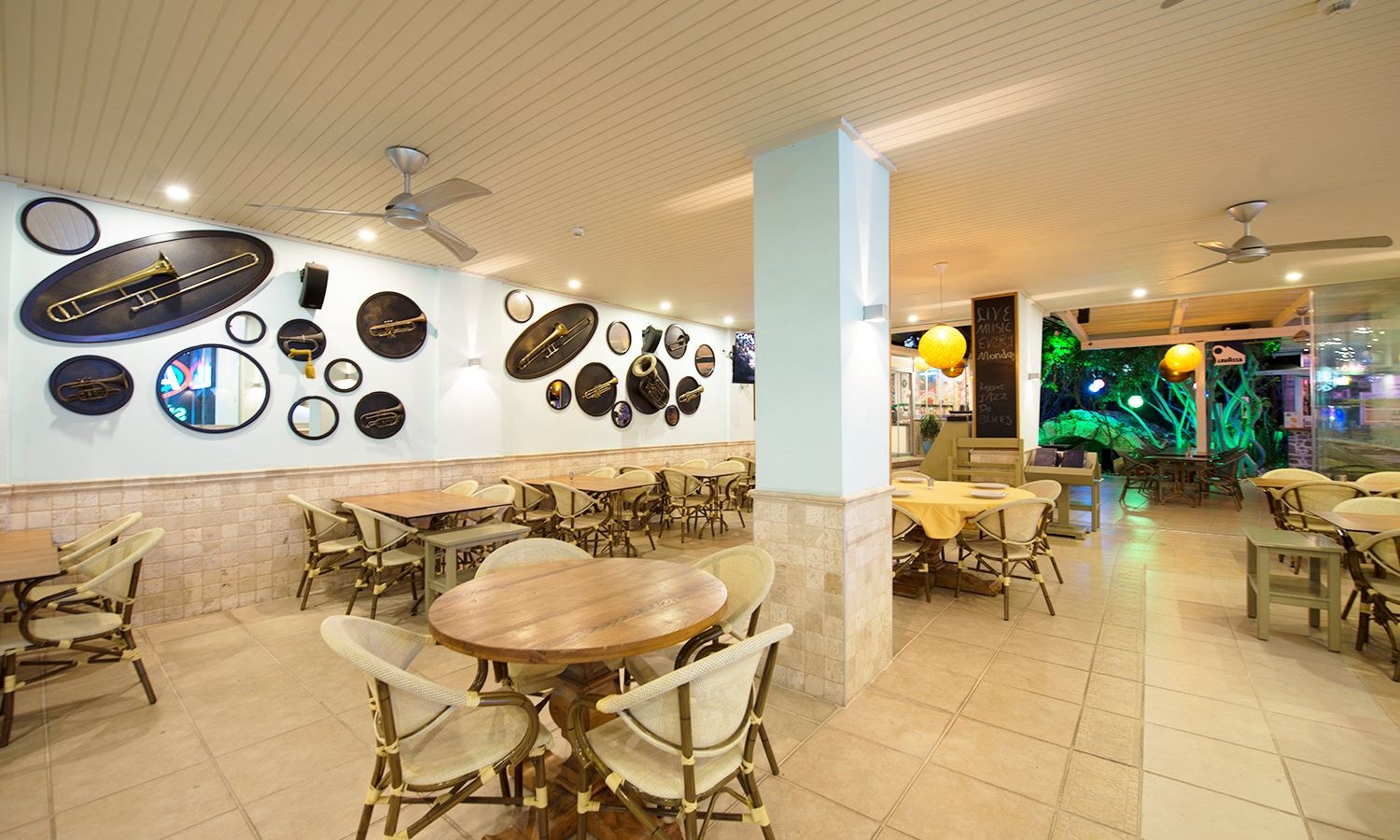 restaurants-tonoz-restaurant