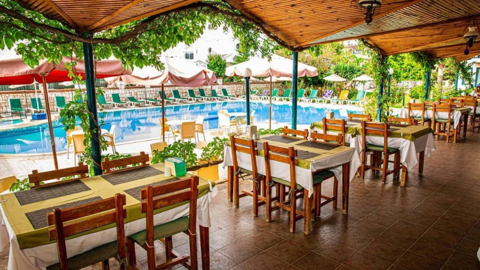 restaurants-main-restaurant