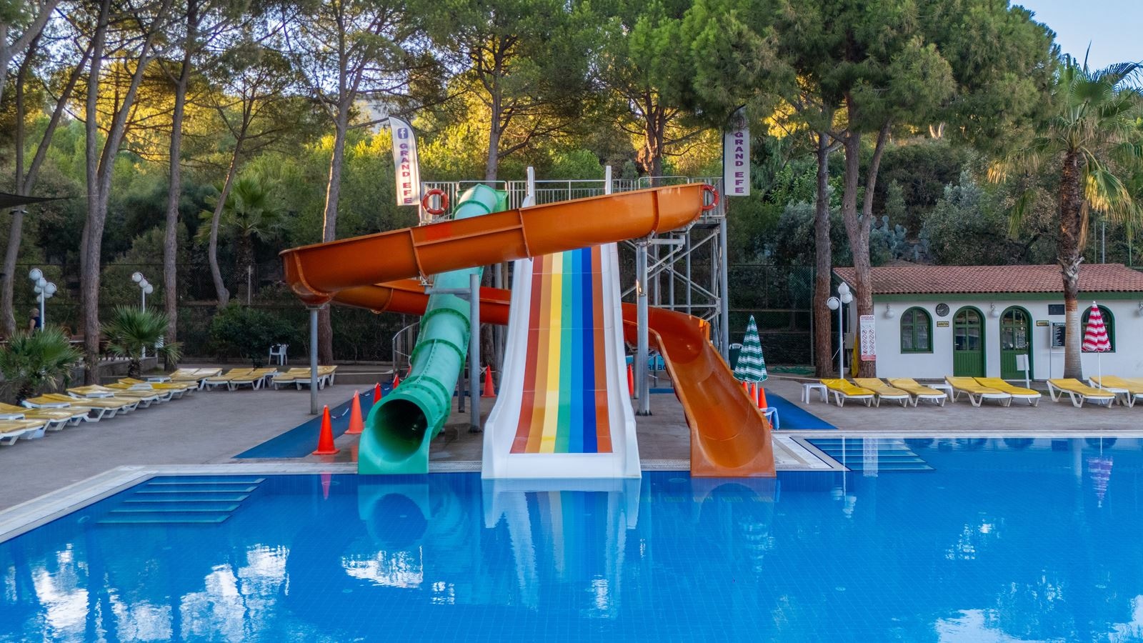 water-park-water-park