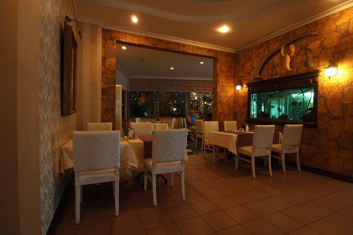 restaurants-main-restaurant