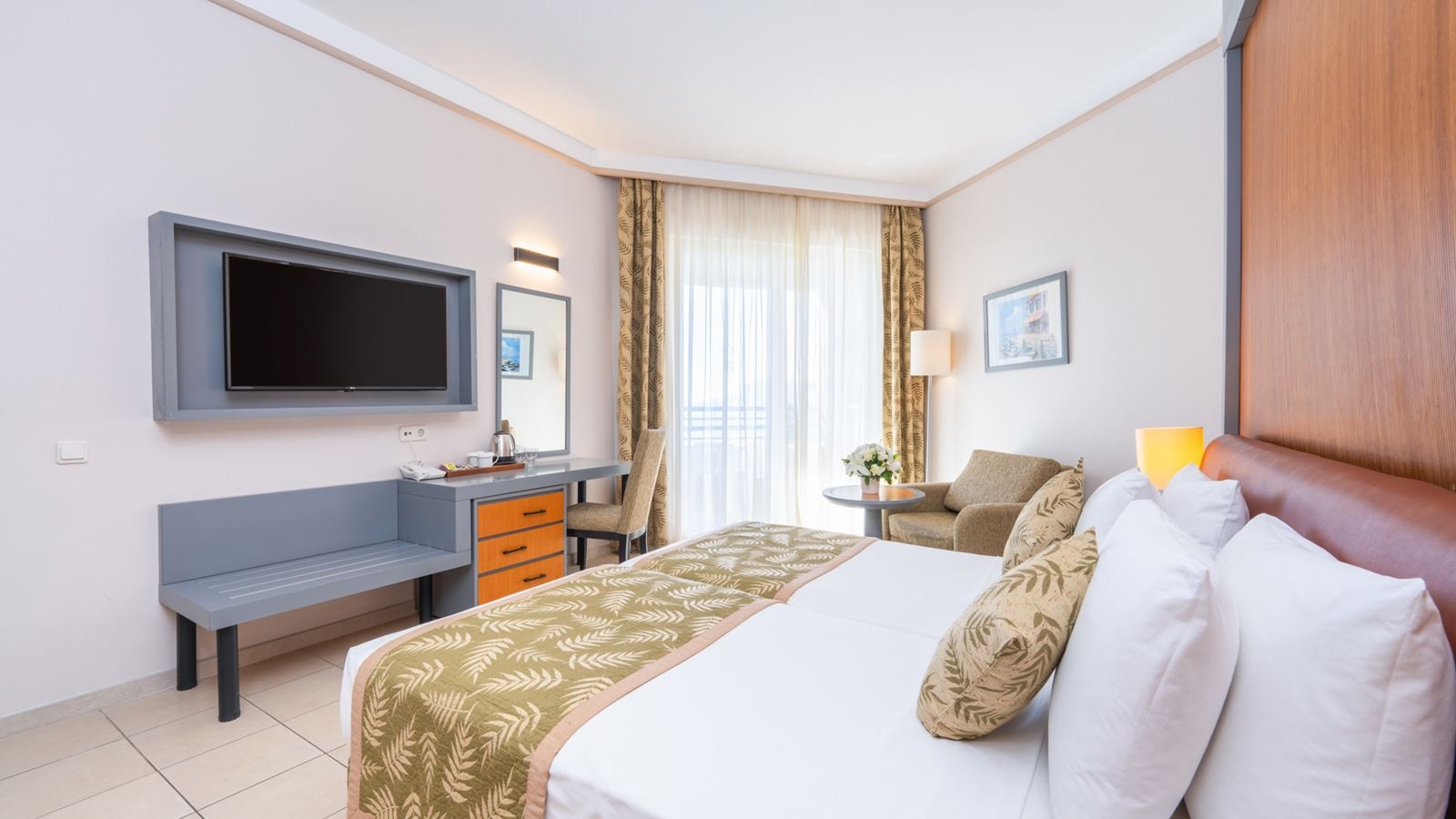 rooms-standard-room