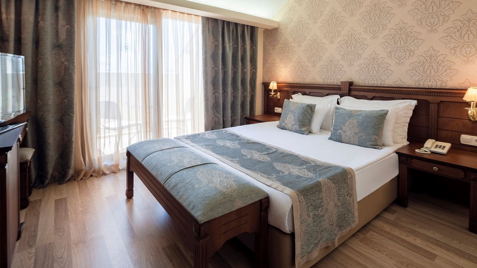 rooms-select-villa-dublex-family-room