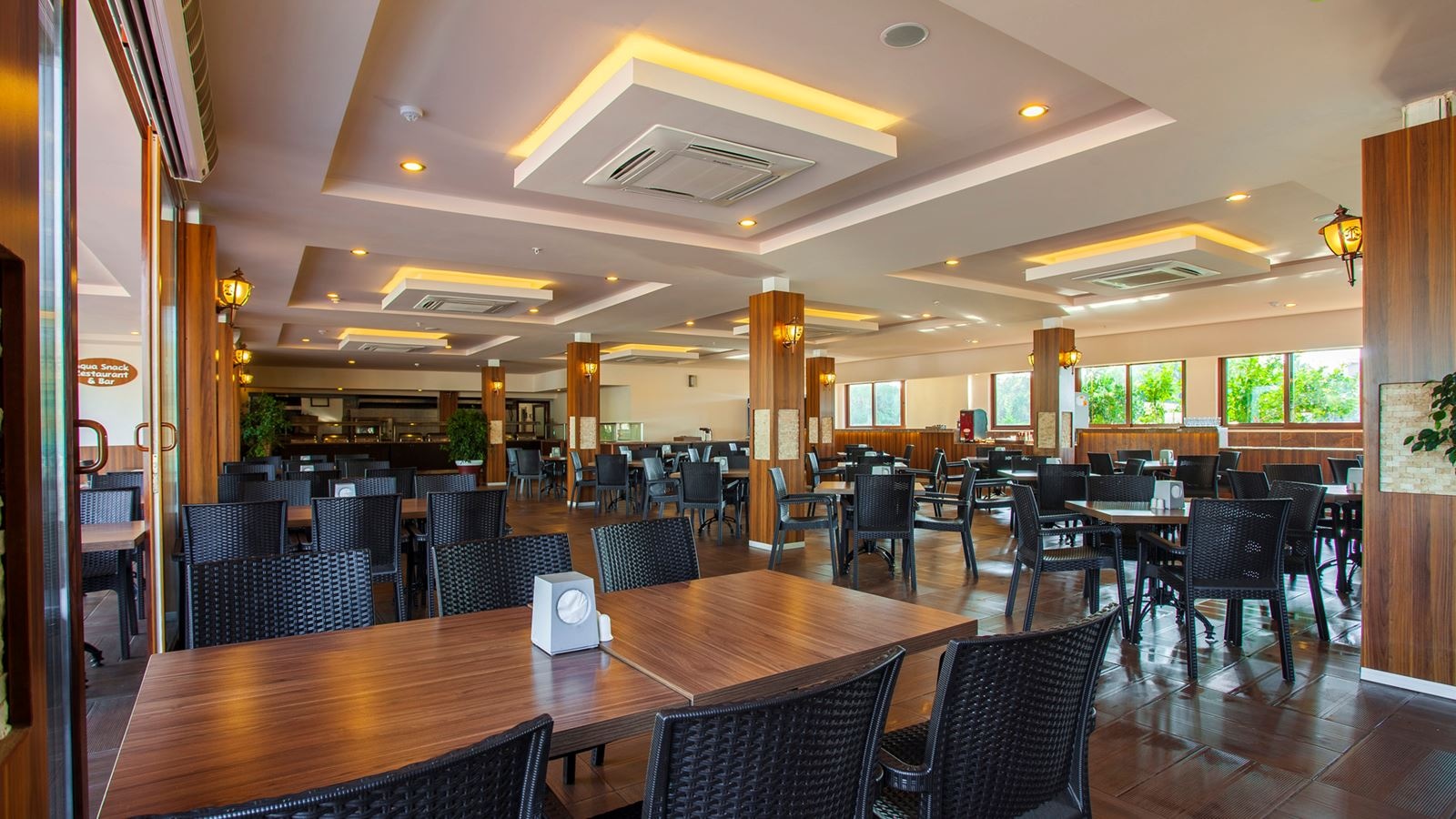 restaurants-aqua-snack-restaurant