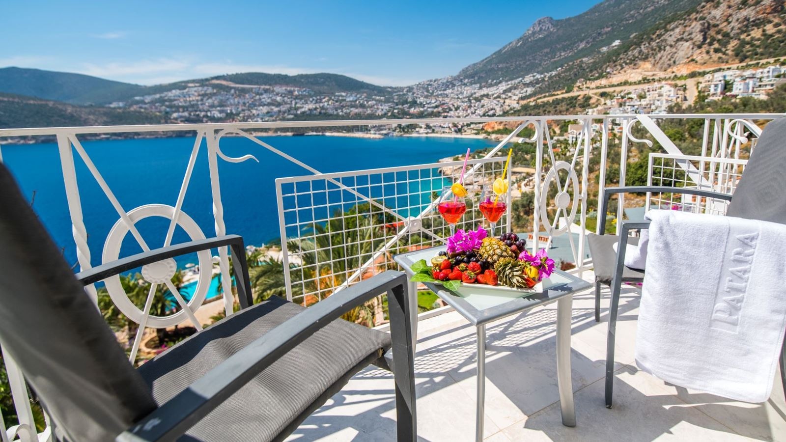 rooms-superior-room-sea-view