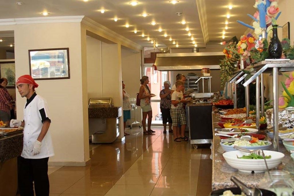 restaurants-restaurant