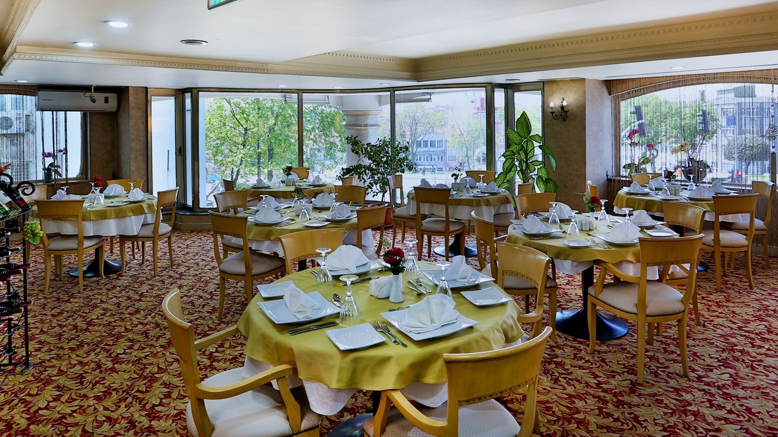 restaurants-restaurants