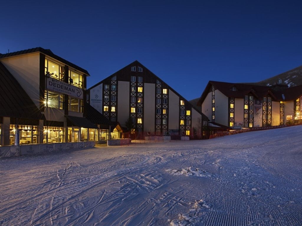 general-main-building