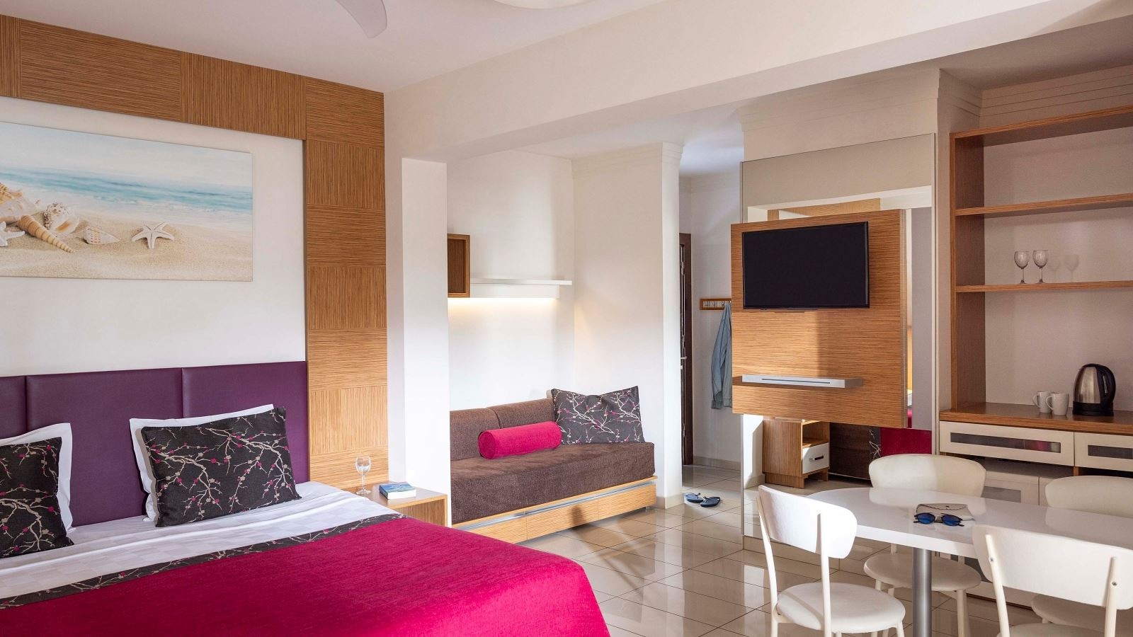 rooms-standard-land-view