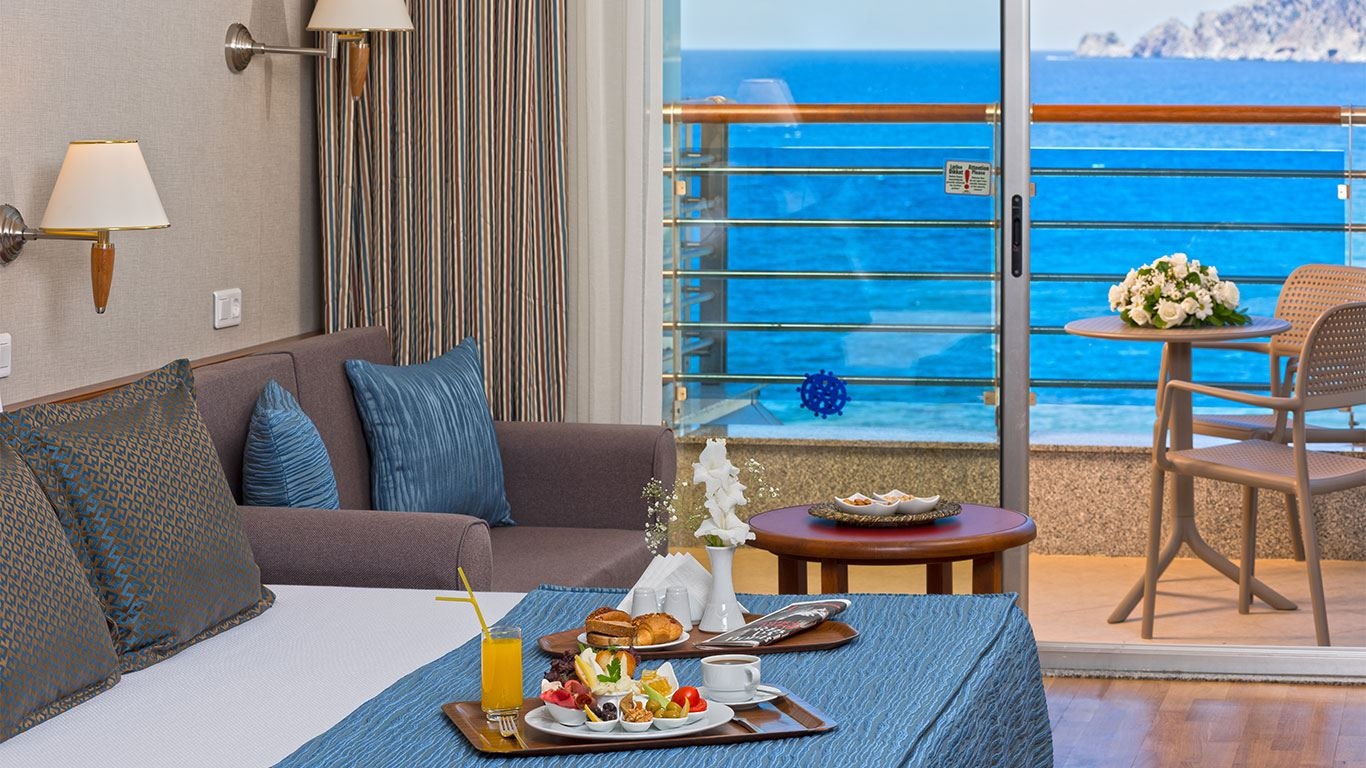 rooms-standard-room-side-sea-view