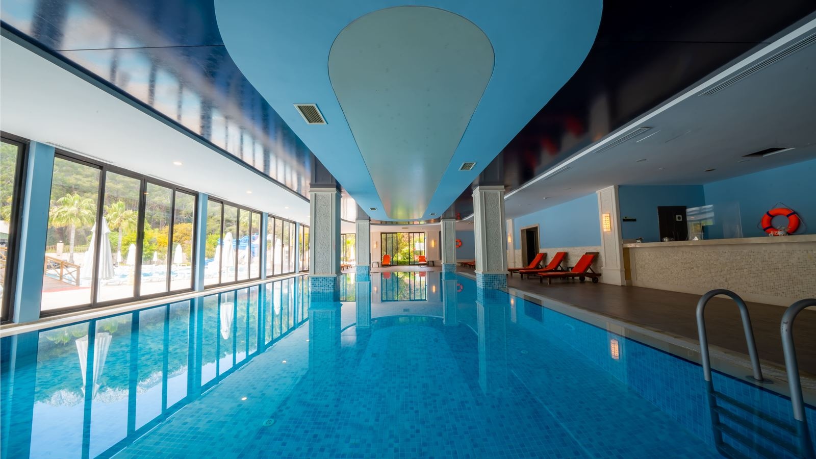 pools-indoor-pool