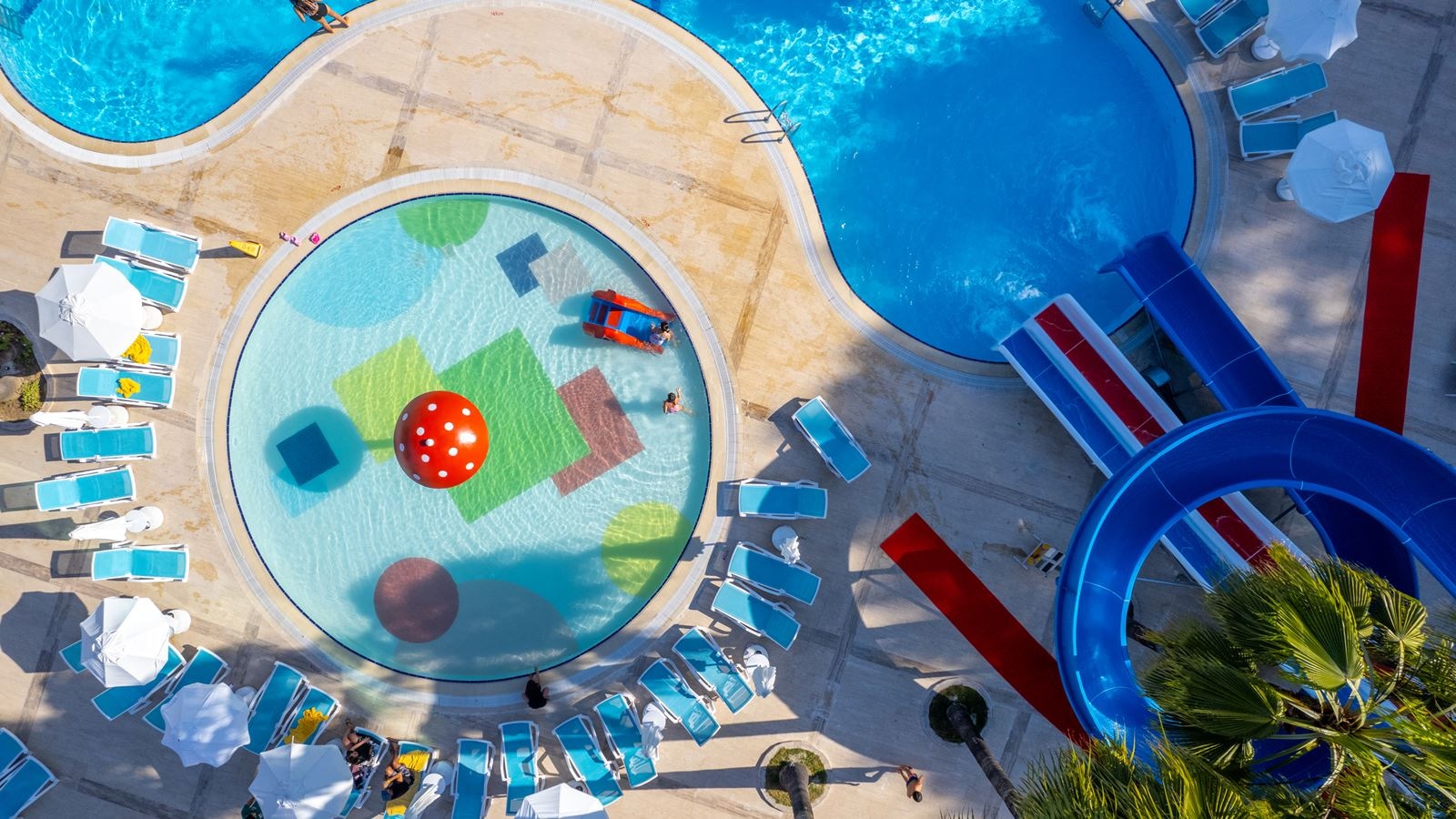 pools-outdoor-childrens-pool