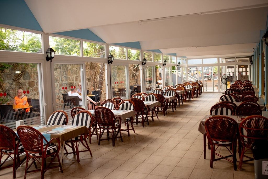 restaurants-main-restaurant