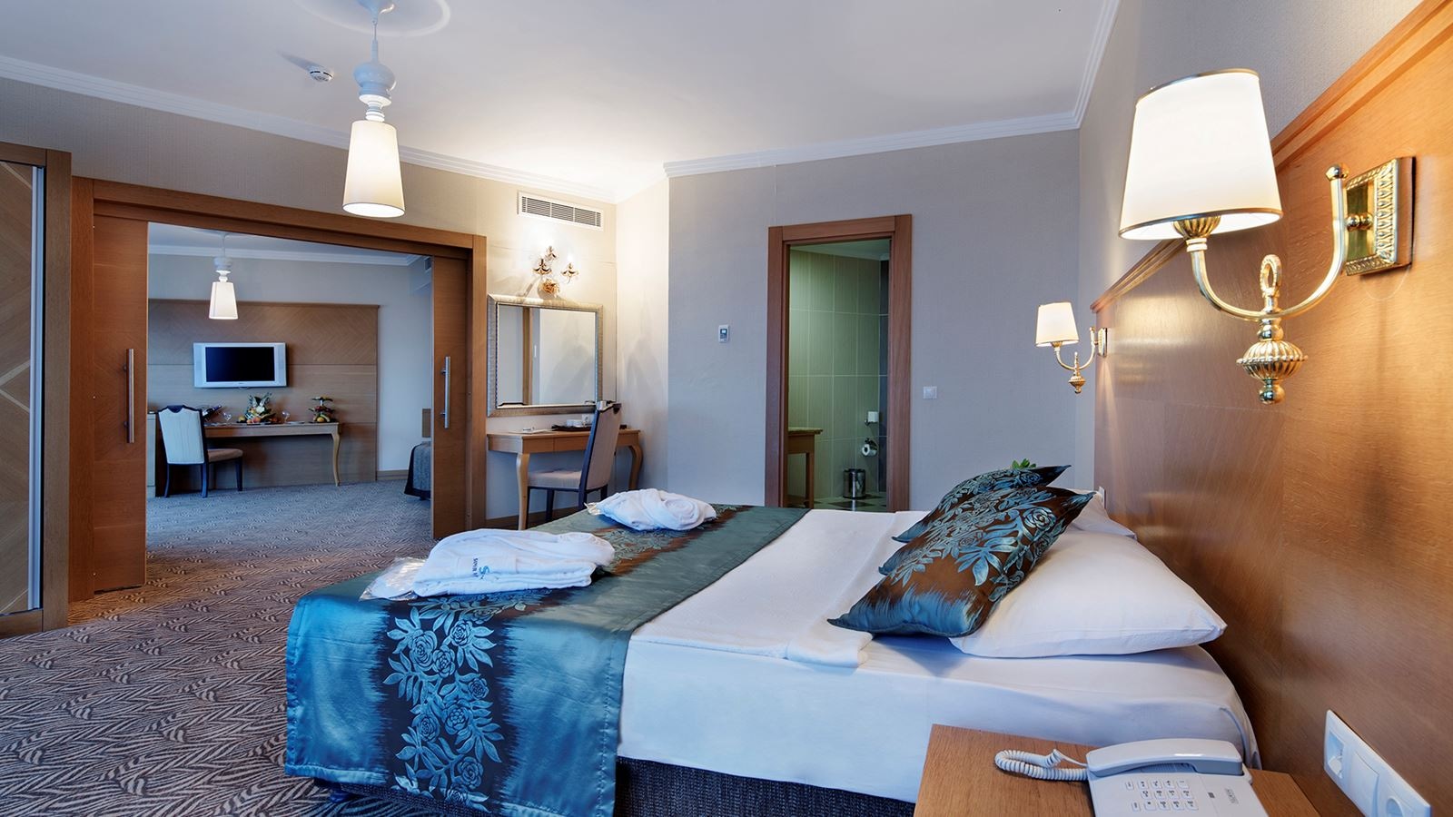 rooms-villa-king-suite-room