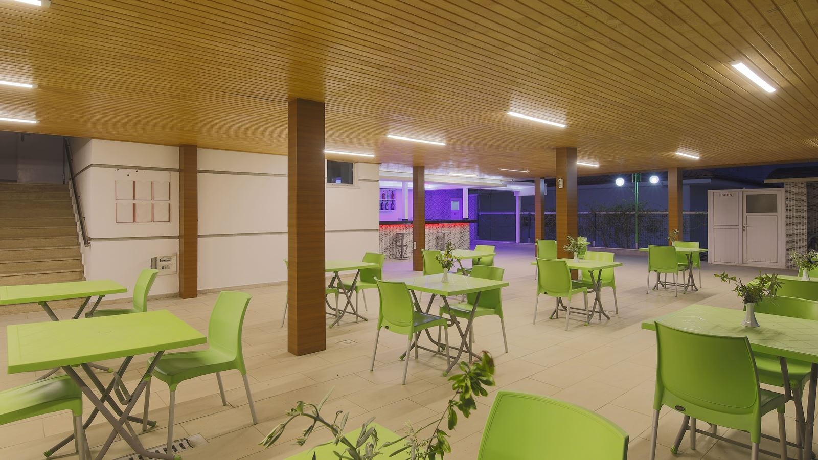 bars-a-block-pool-bar