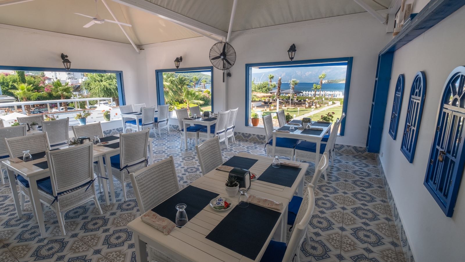 restaurants-main-rest