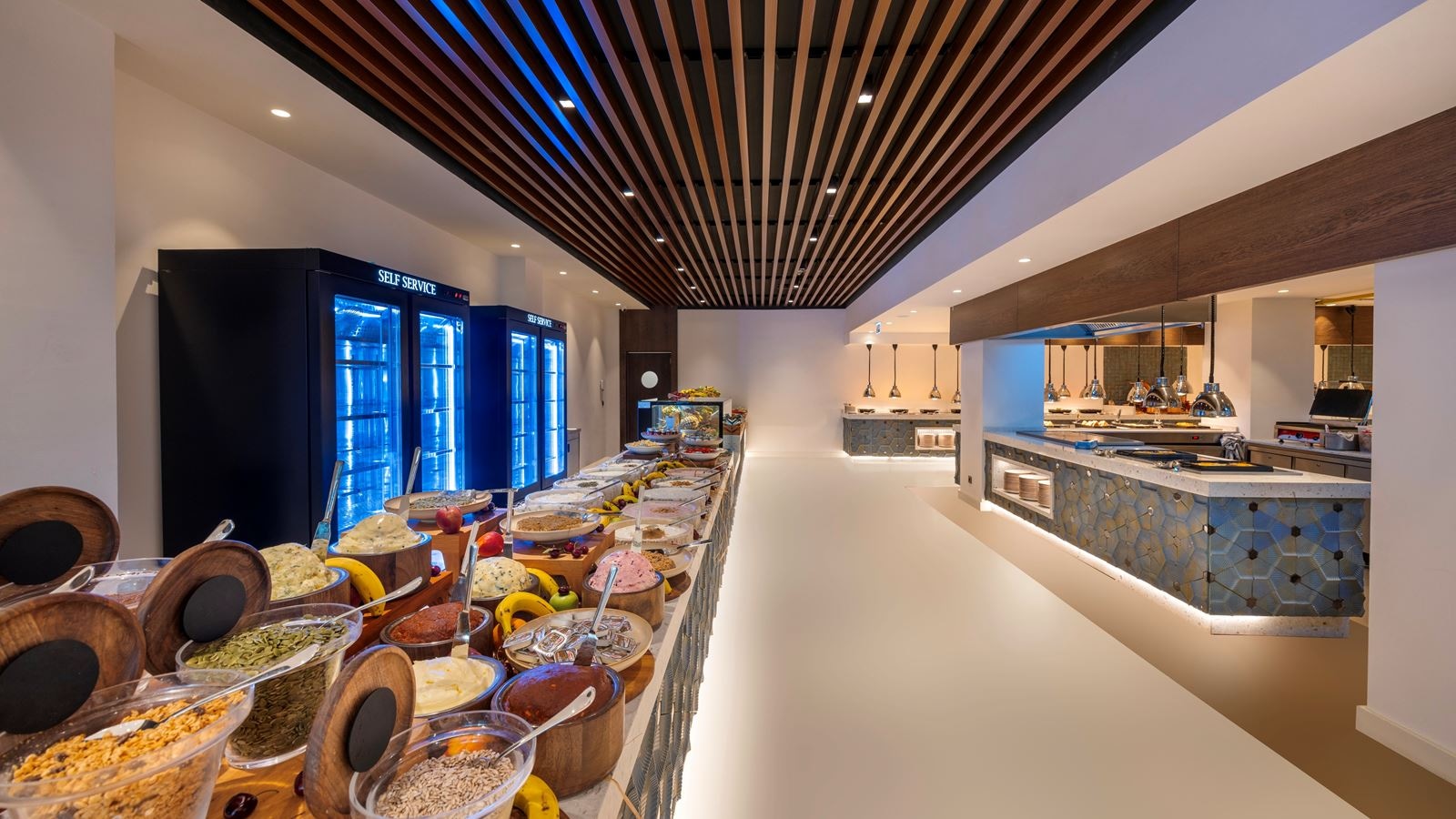 restaurants-myra-main-restaurant--children-buffet