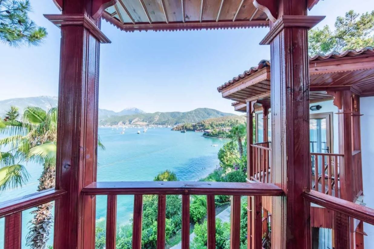 rooms-bungalow-room-sea-view