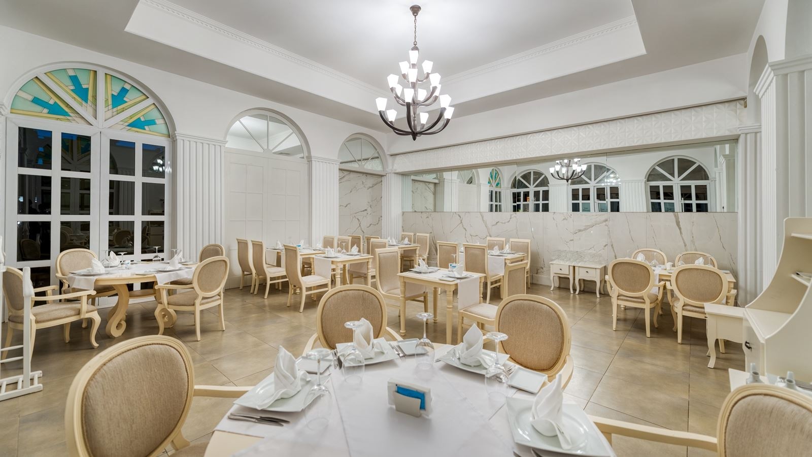 restaurants-mediterranean-ala-carte-restaurant