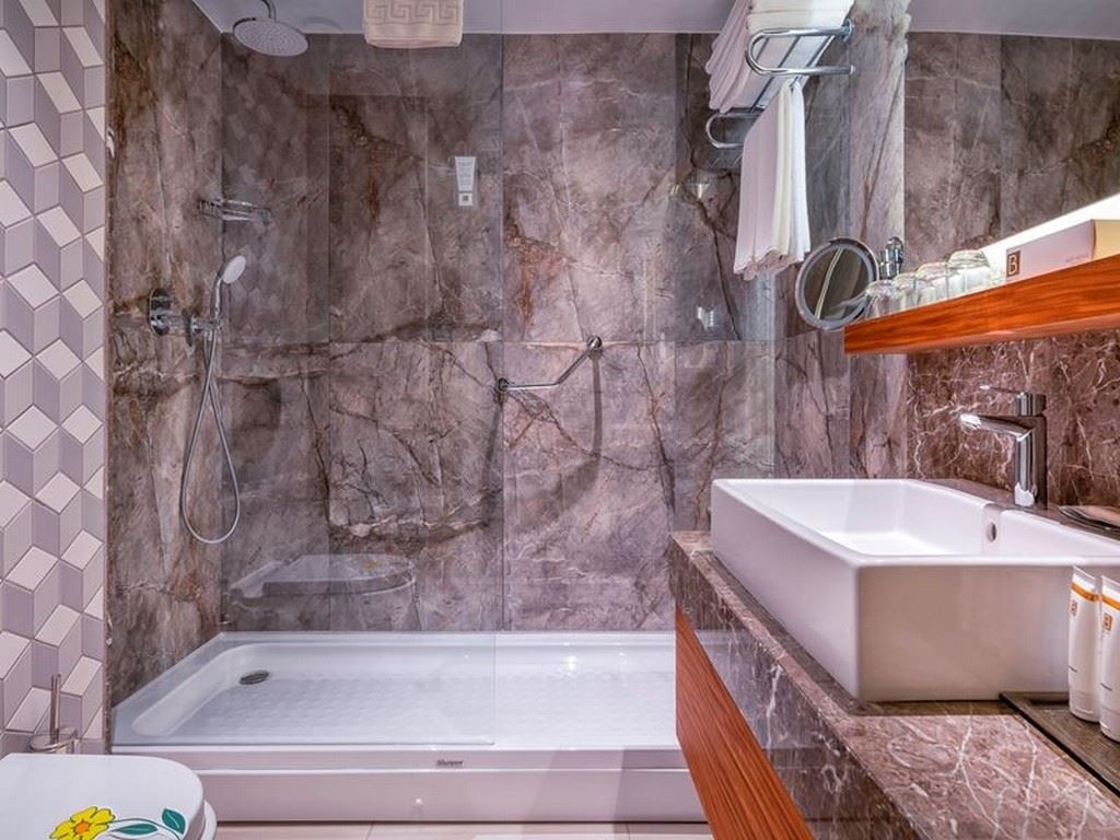 rooms-family-deluxe-room-sea-view