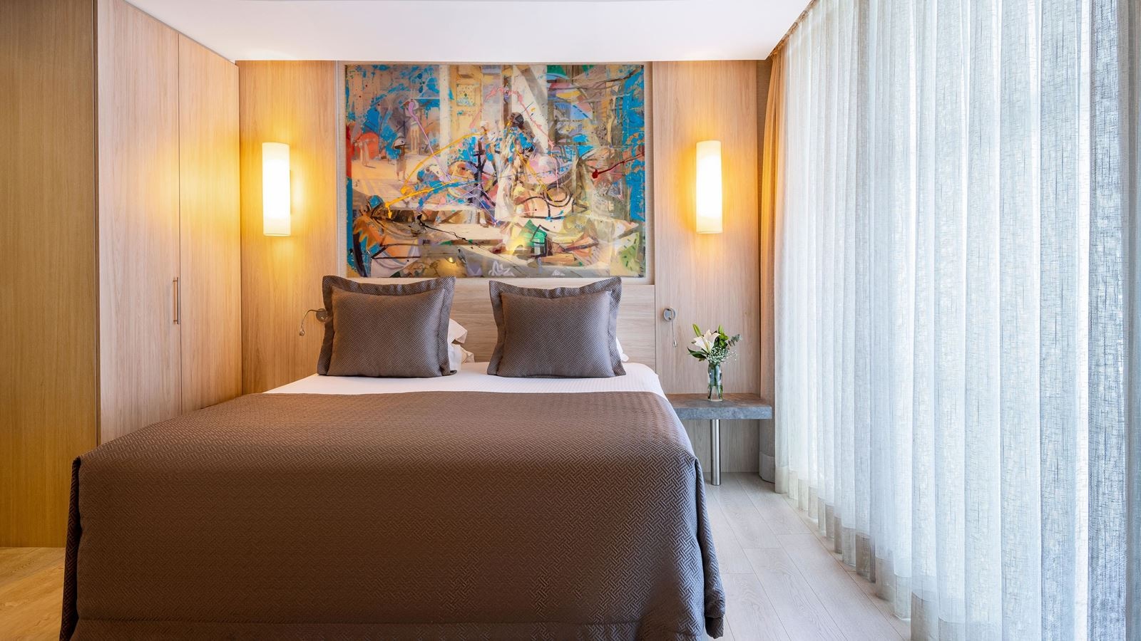 rooms-deluxe-junior-suite