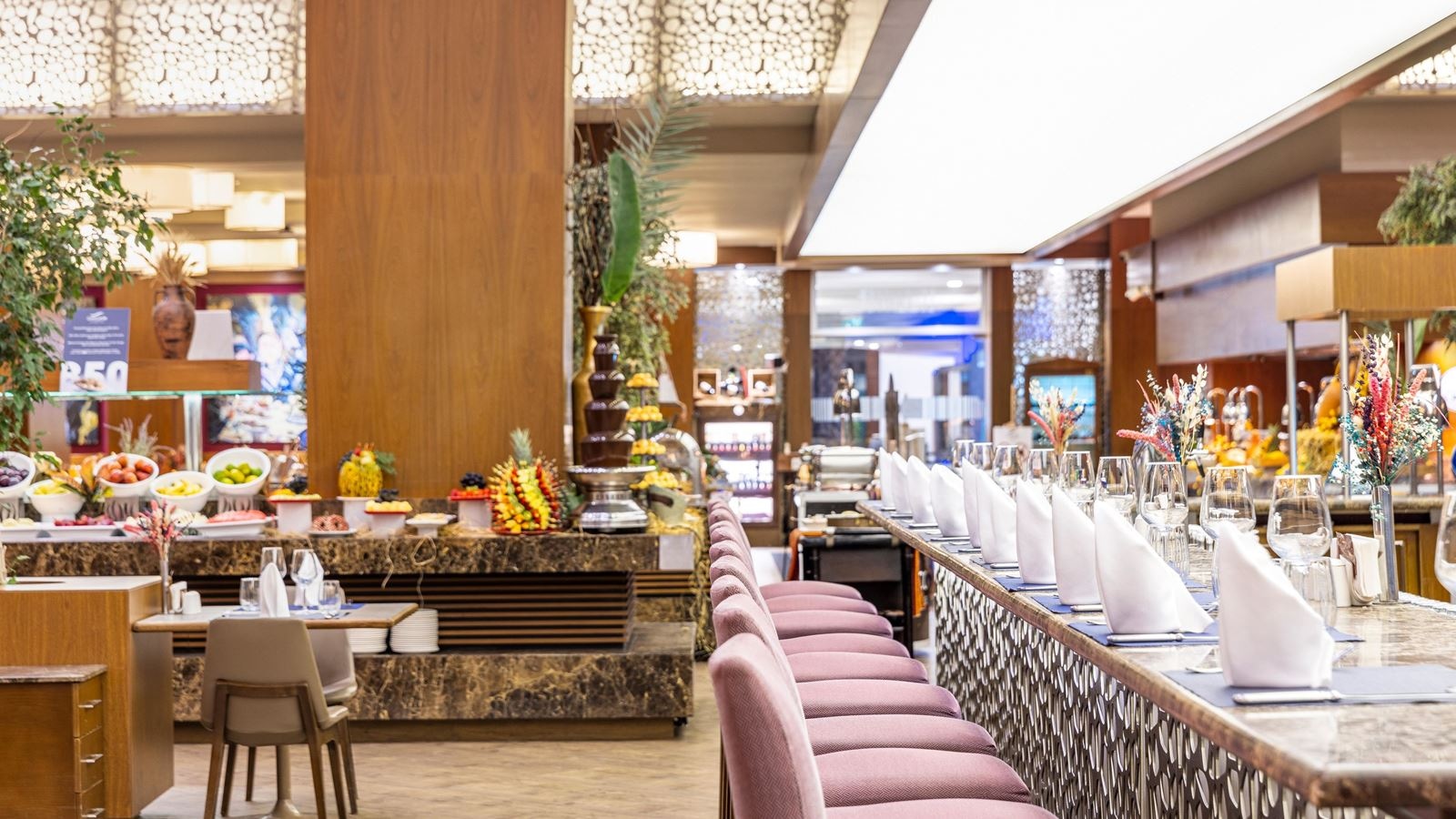 restaurants-main-restaurant-le-buffet