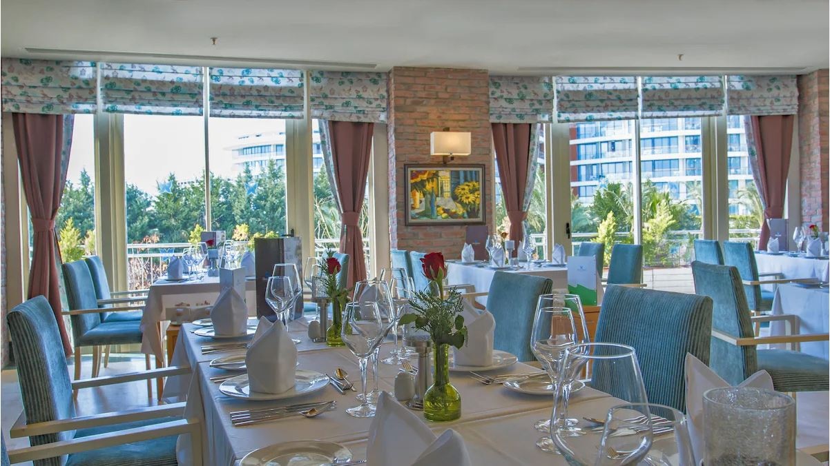 restaurants-restaurants