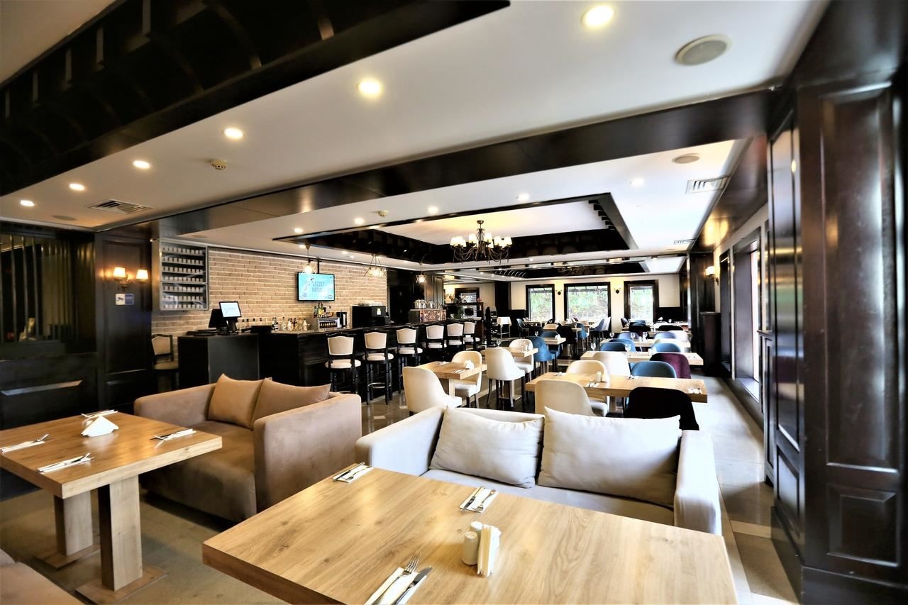 restaurants-restaurants