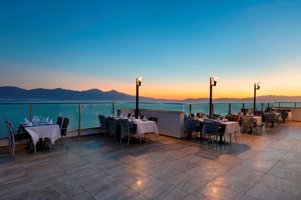 restaurants-restaurants