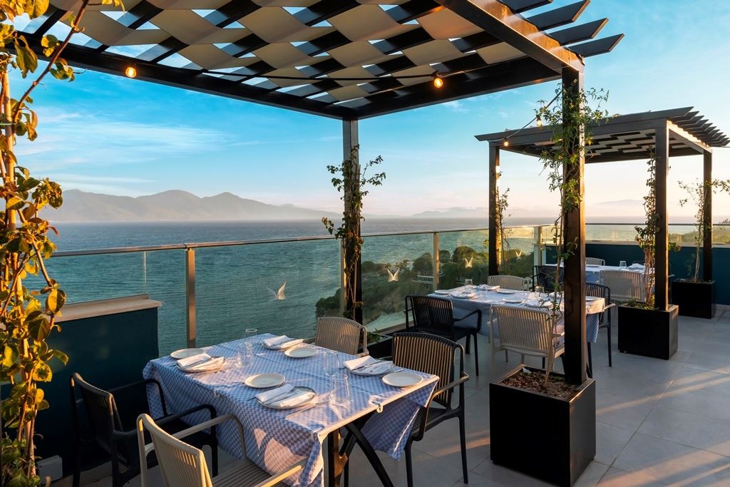 restaurants-yamas-restaurant