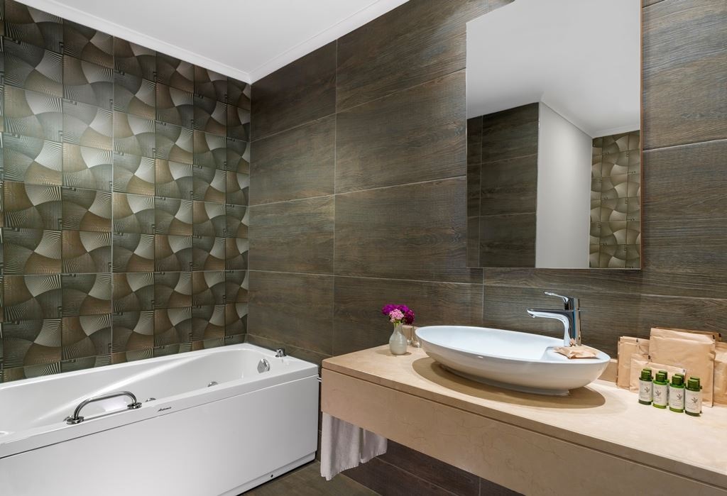 rooms-corner-suite-side-sea-view