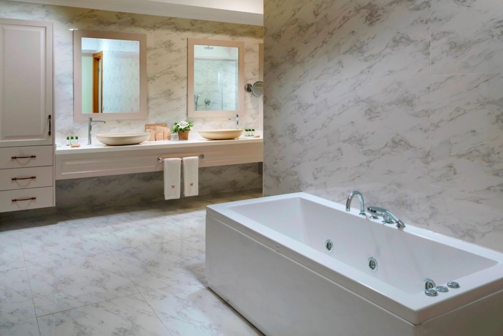 rooms-king-suite-sea-view