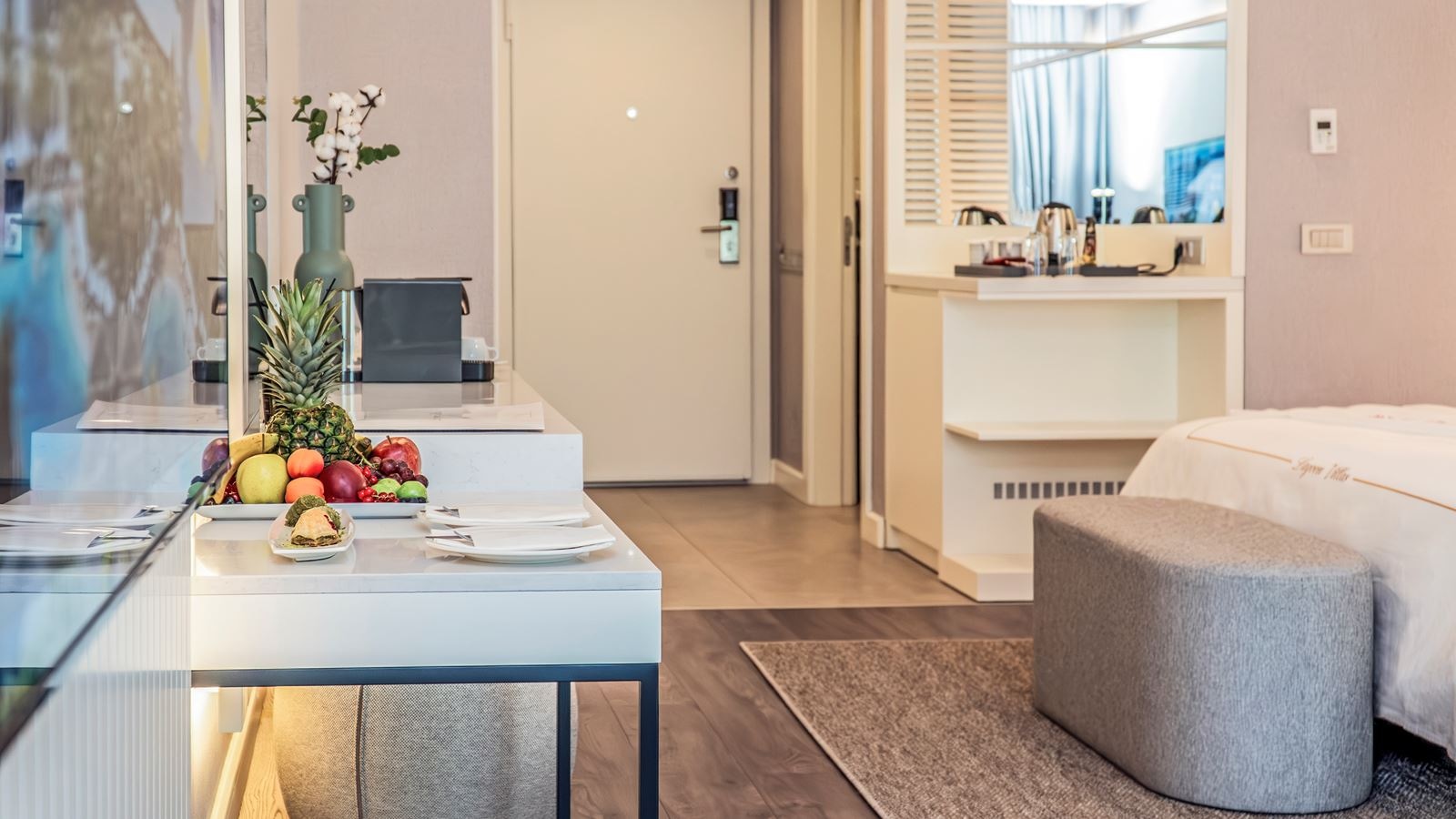 rooms-honeymoon-lagoon-suits