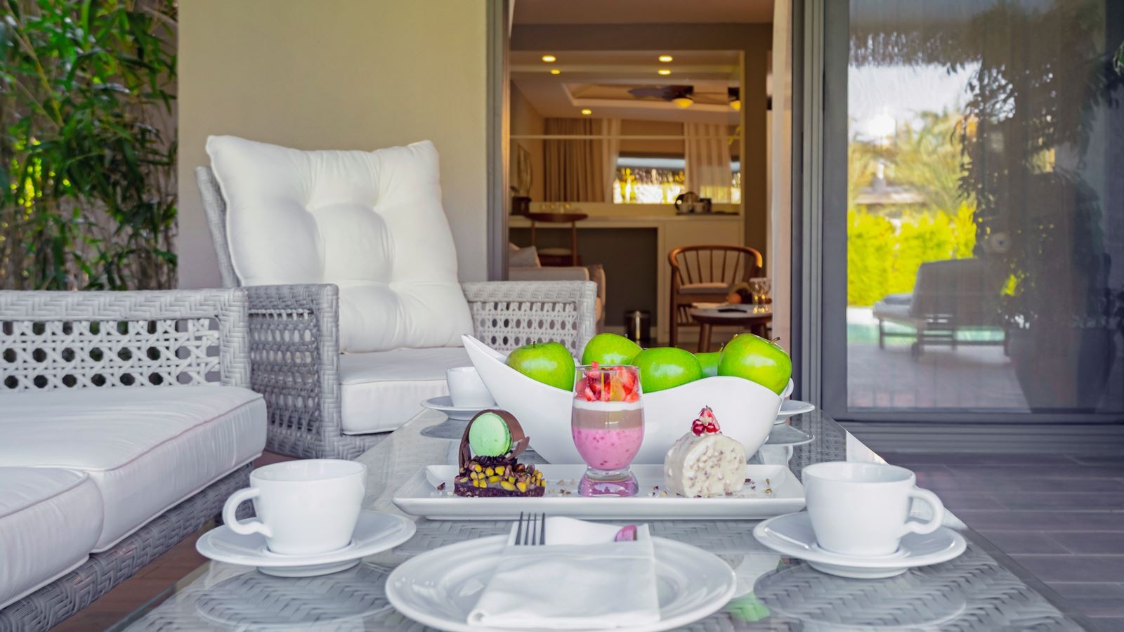 rooms-family-lagoon-suits