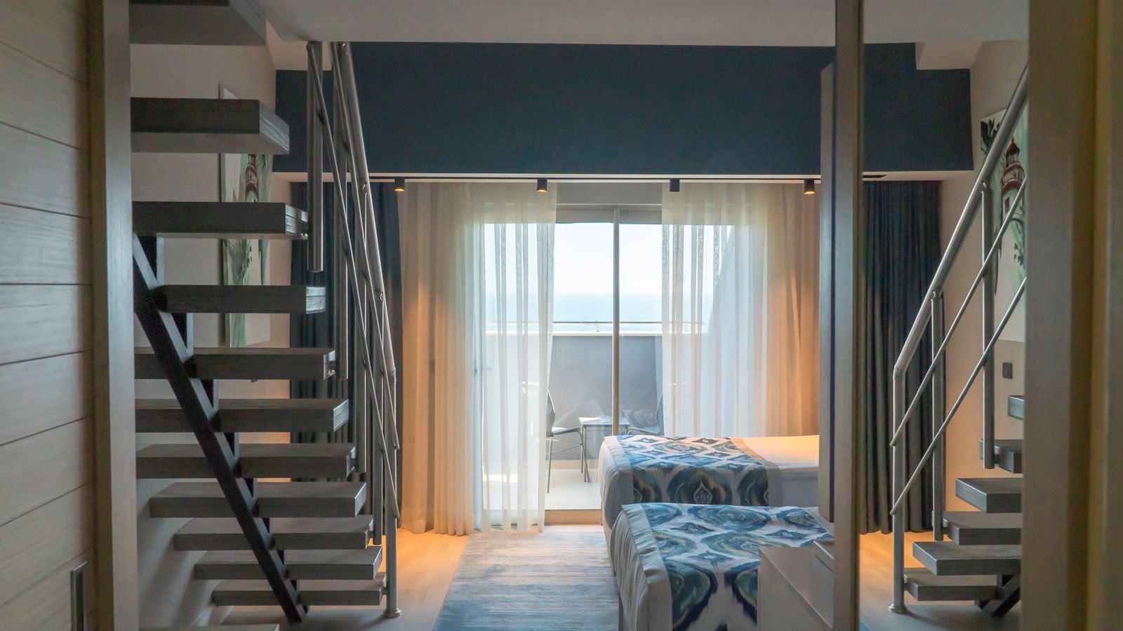 rooms-duplex-family-room