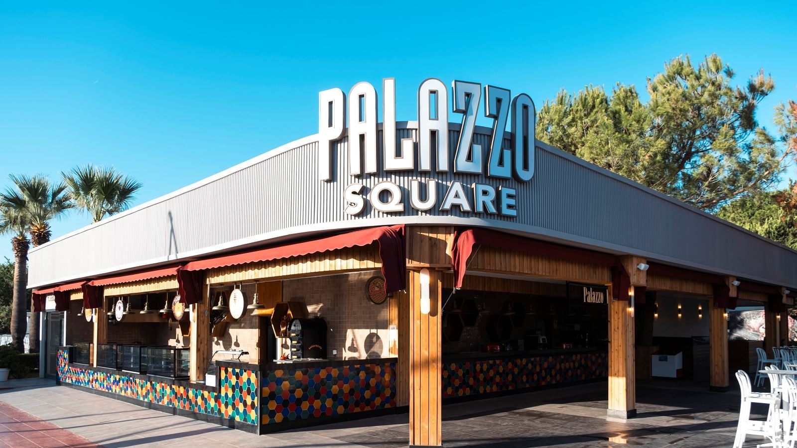 restaurants-main-building