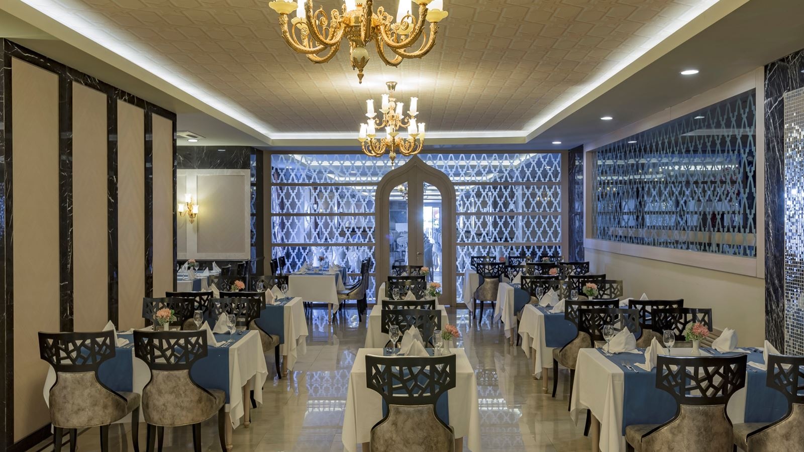 restaurants-alhambra-main-restaurant