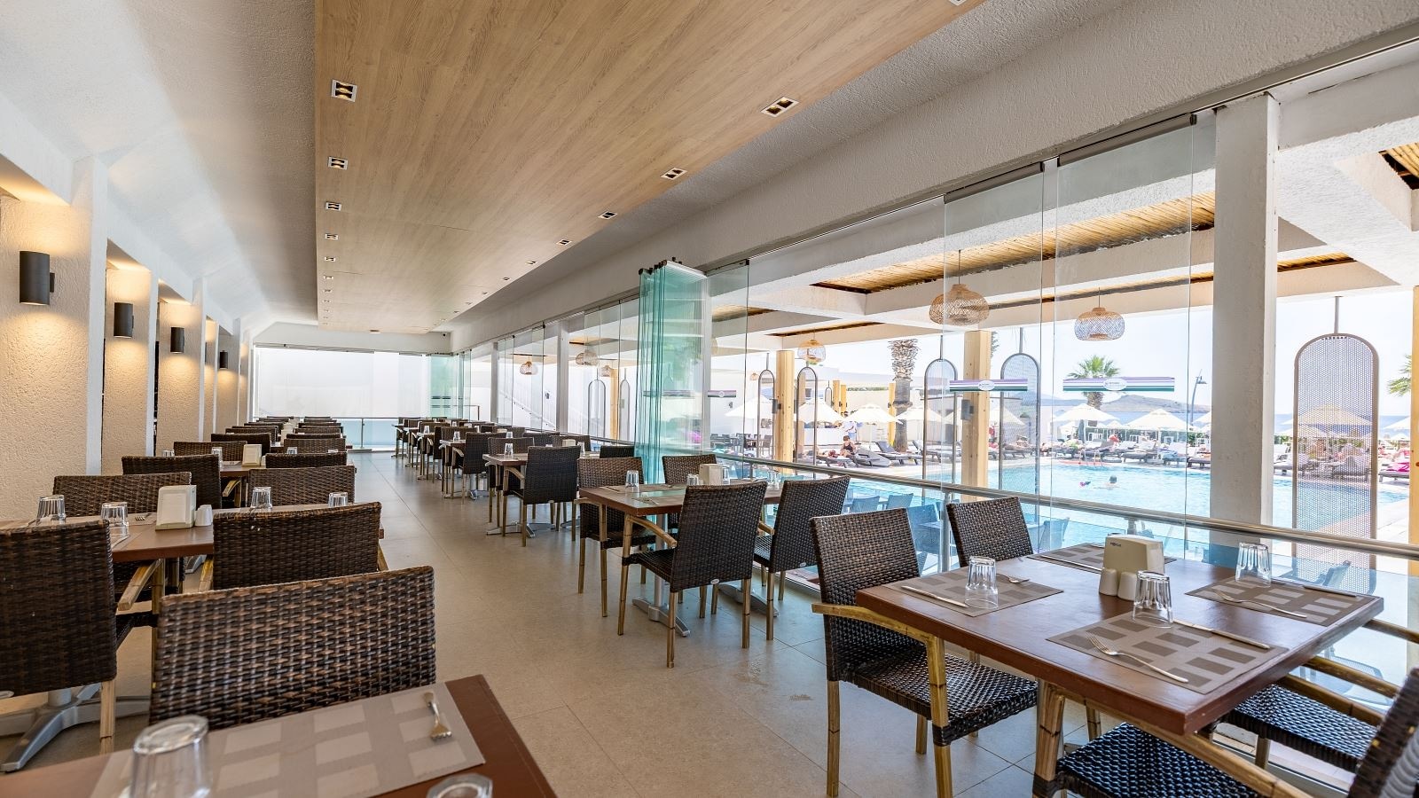 restaurants-main-restaurant