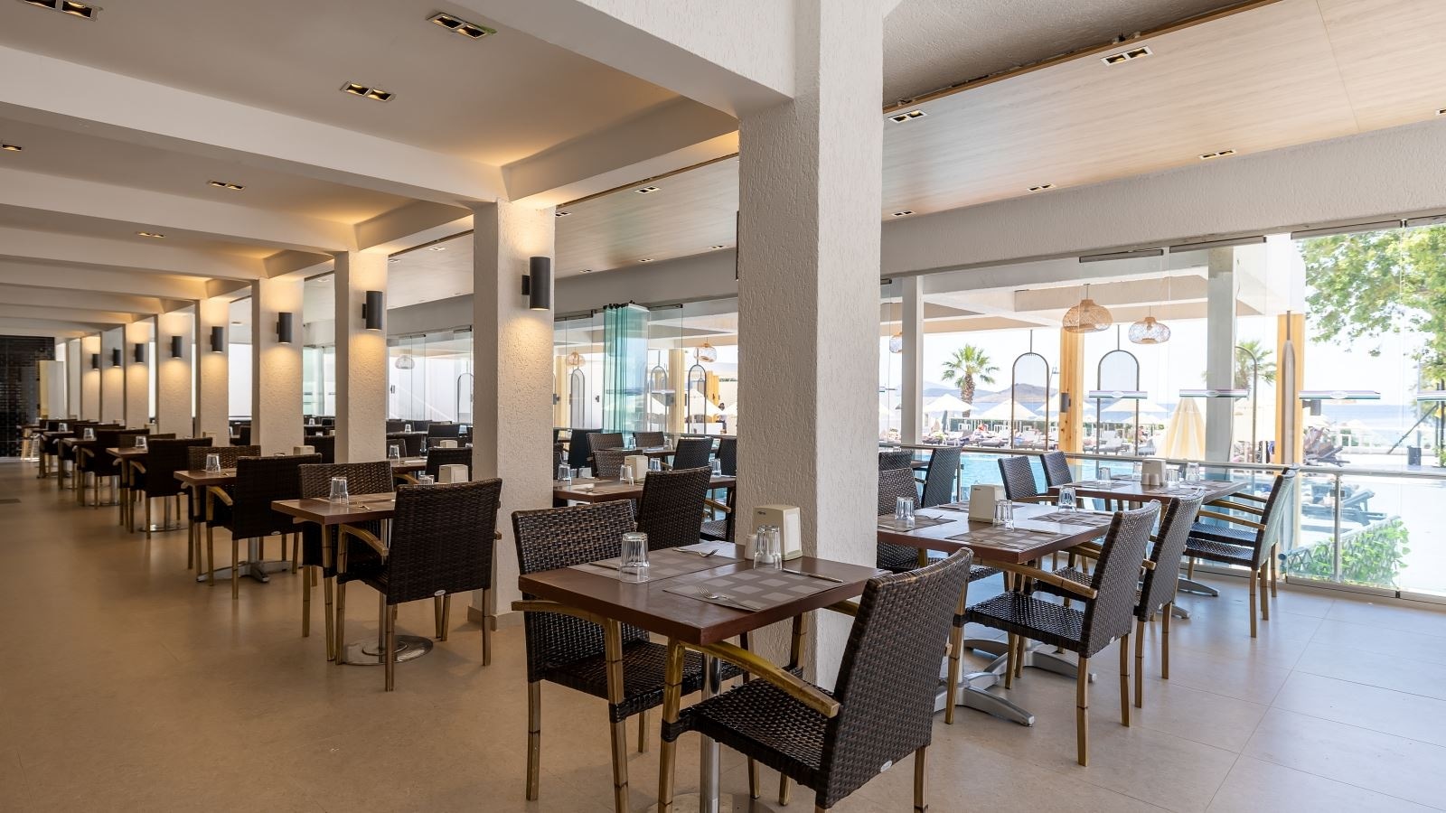 restaurants-main-restaurant