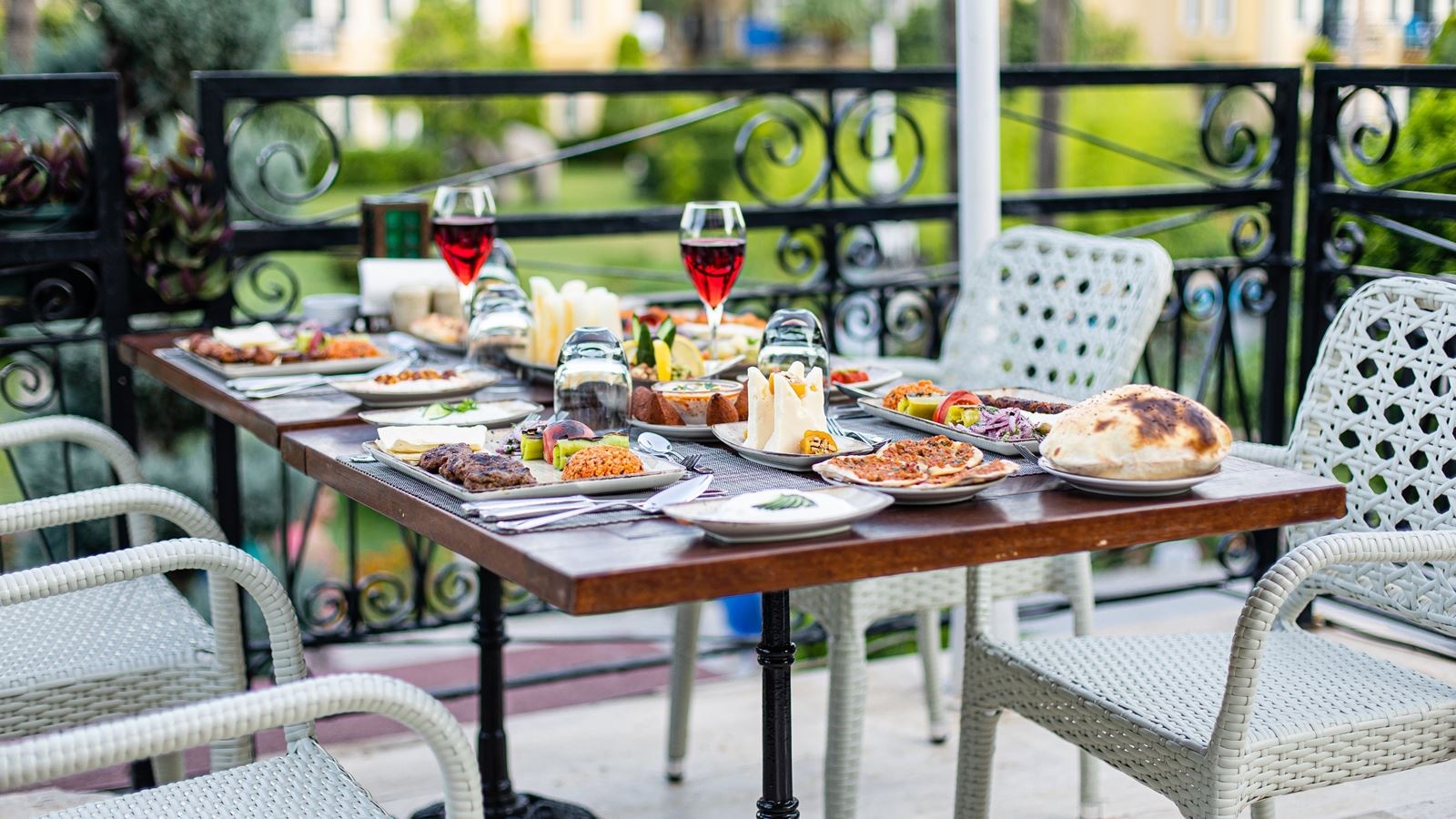 restaurants-lalezar-ala-carte