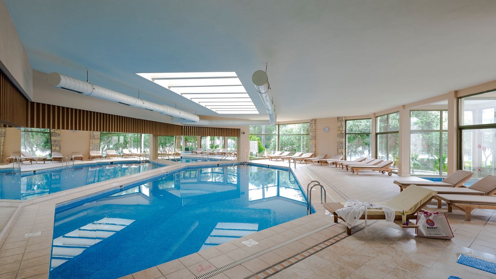pools-indoor-pool